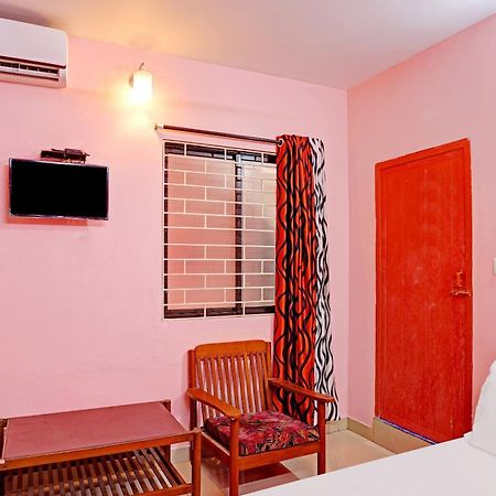 Hotel O Safa Inn Trippapur Kültér fotó