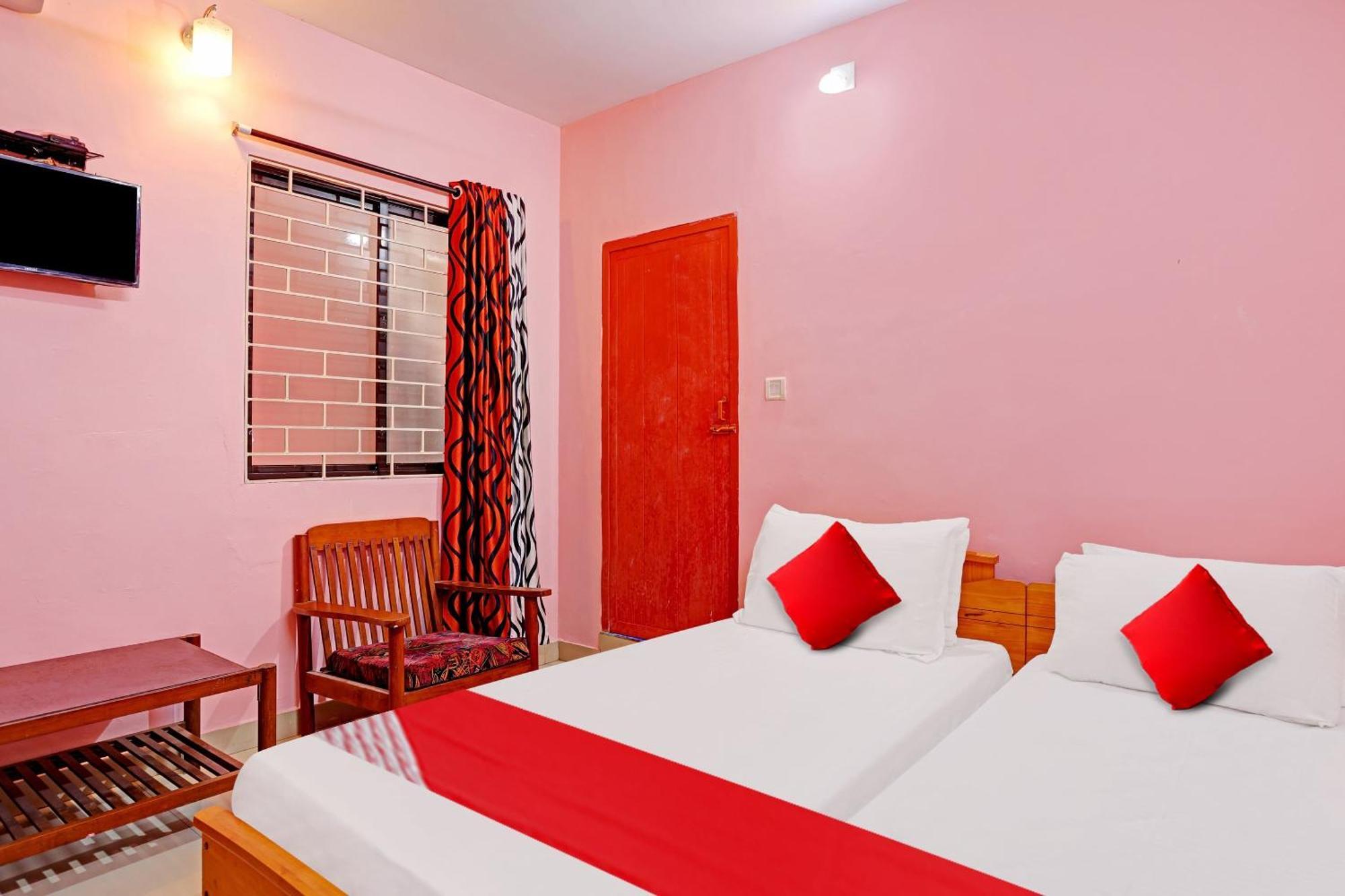 Hotel O Safa Inn Trippapur Kültér fotó