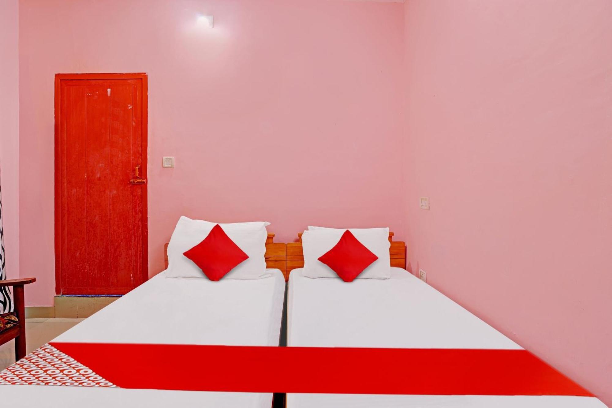 Hotel O Safa Inn Trippapur Kültér fotó